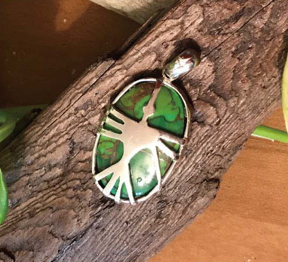 グリーンターコイズ×ナスカの地上絵風トリ