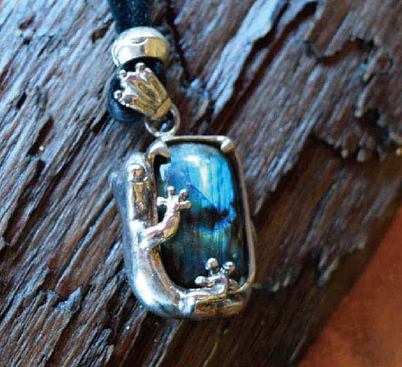 ラプラドライト×ヤモリ